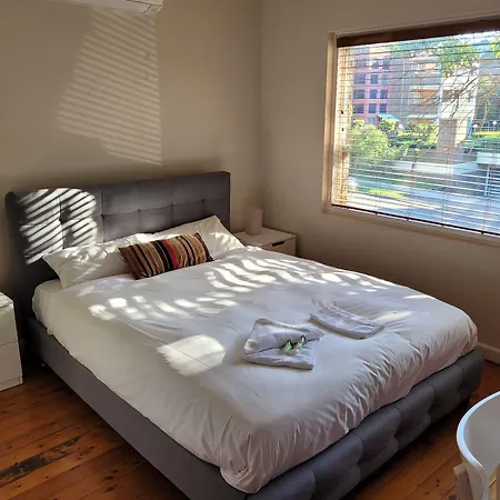 Burwood Bed And Breakfast-3